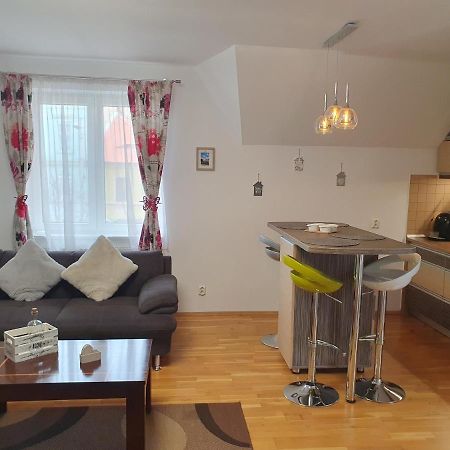 Smiley Apartment Sibiu Exterior photo